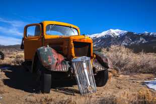 Old truck below Blanca Peak-8332 Old truck below Blanca Peak-8332